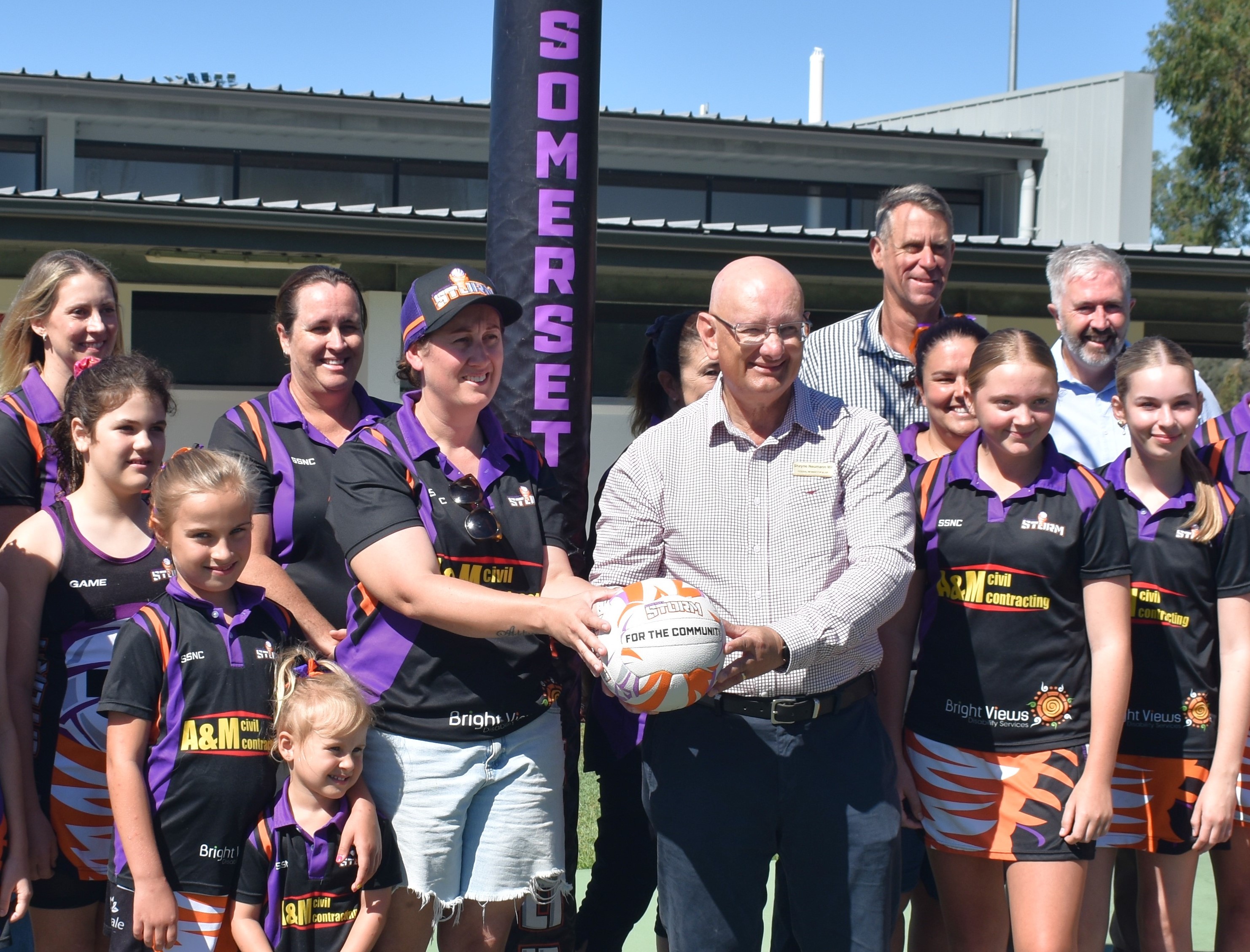 FEDERAL LABOR IS BACKING NETBALL IN FERNVALE Main Image